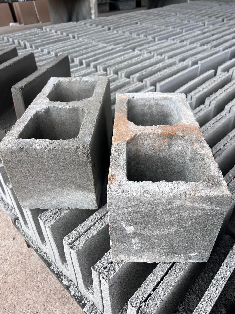 Blocos estruturais de concreto fabricados pela Premoldados Zarvex em Buritis MG